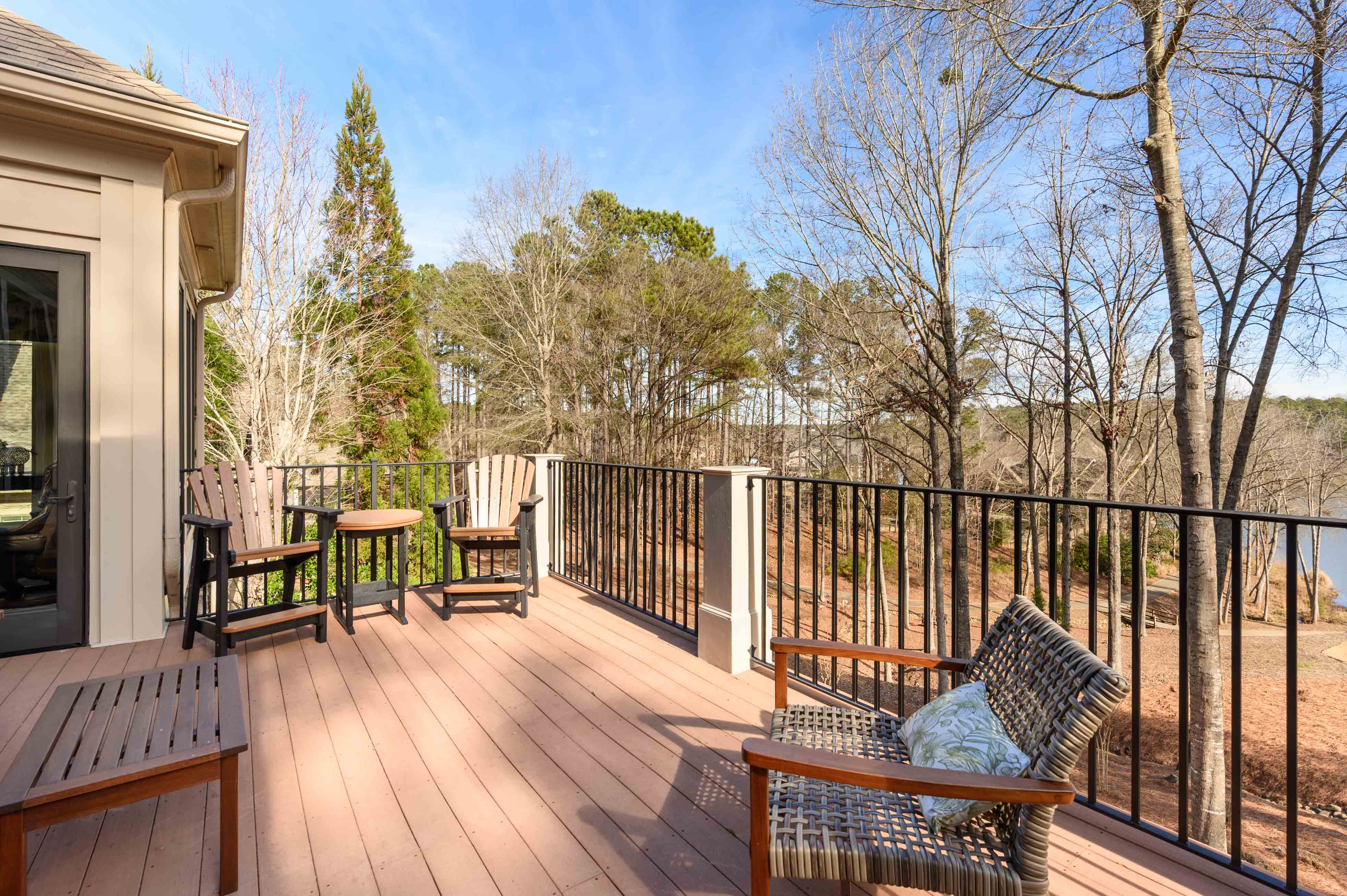 1050 Montgomery Drive image 22